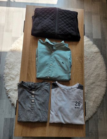 🔥 Lot de 4 vêtements 🔥 Taille 10 ans