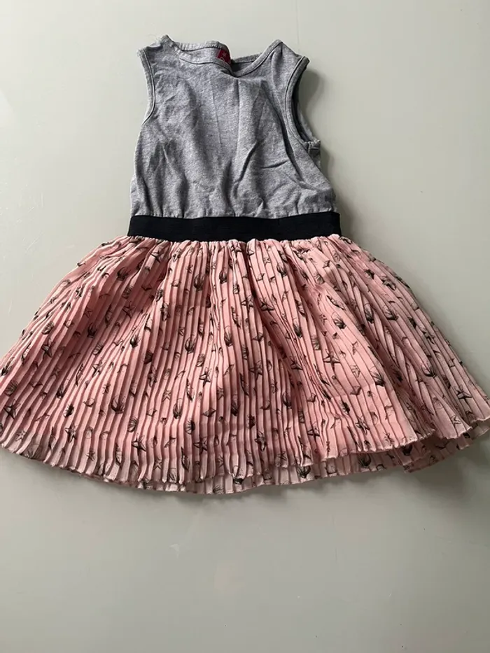 Robe courte