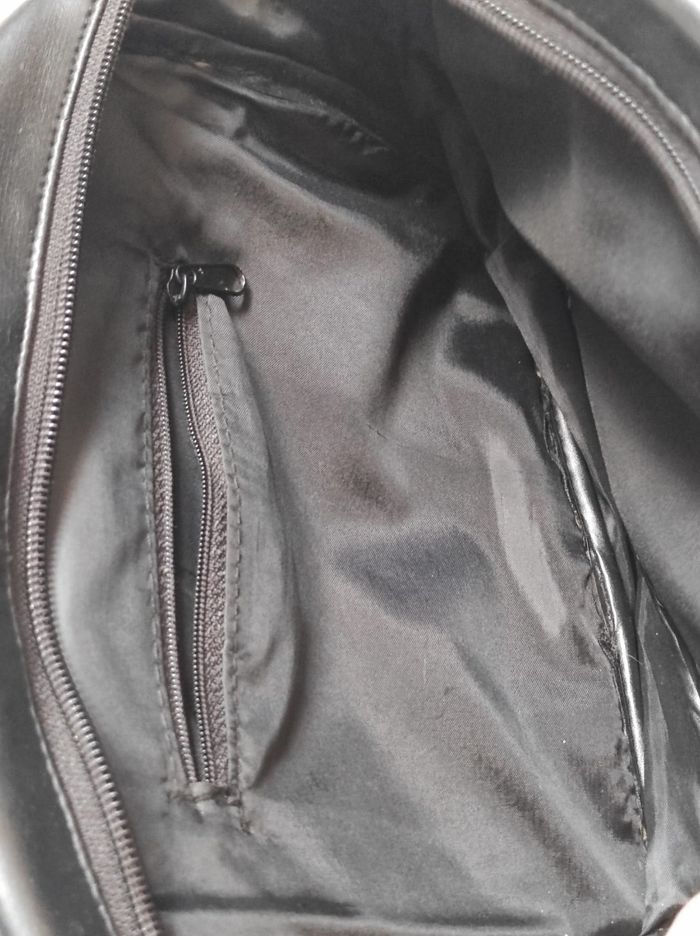 Sac à main vintage en cuir carven - photo numéro 4