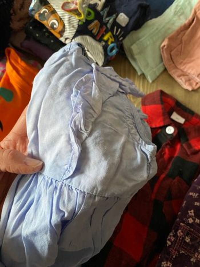 Lot 70 vêtements fille T3 ans - photo numéro 3