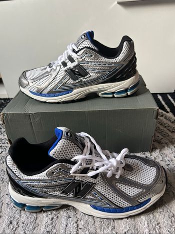 New balance 1906R