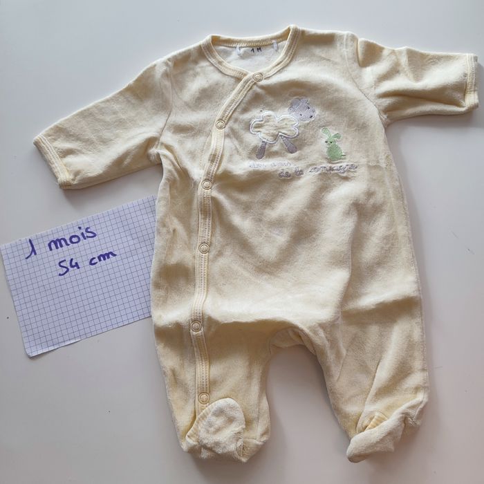 Lot pyjamas et bodies 1 mois - photo numéro 4