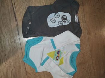 Lot de 2 bodies manches longues