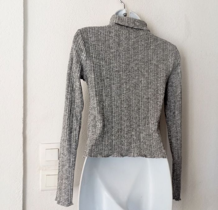 Pull moulant col femme 38 - photo numéro 3