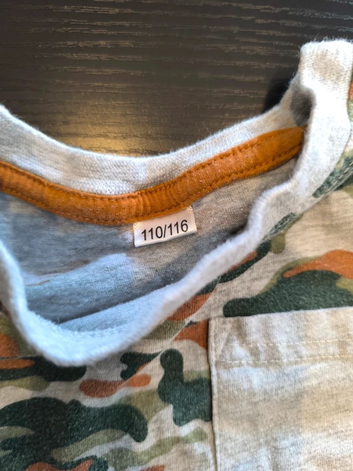 Haut de pyjama 110/116 - photo numéro 2