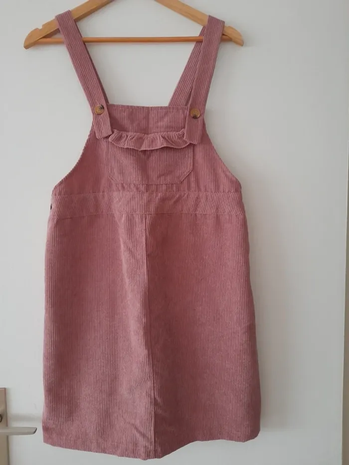 Robe courte velours côtelé à bretelles