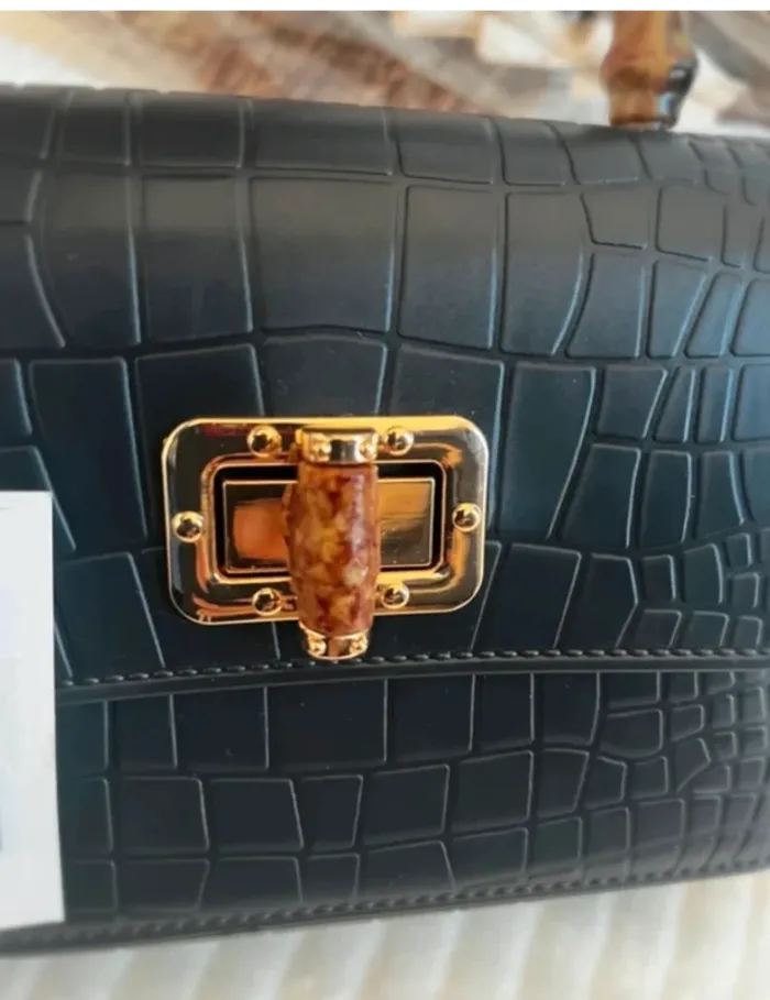 Sac à main noir effet croco avec poignée en bambou - photo numéro 3