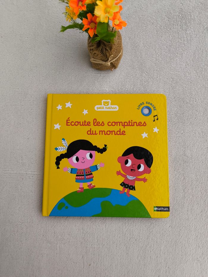 Livre sonore Écoute les comptines du monde Nathan
