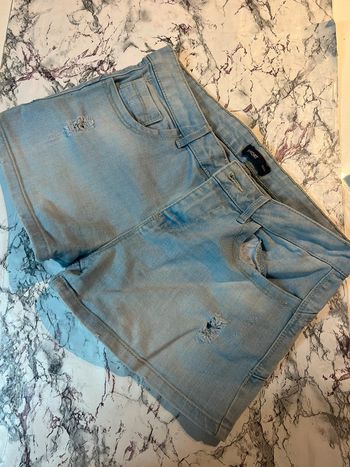 Short jean bleu neuf