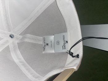 Casquette luxe neuve Courrèges avec étiquette  