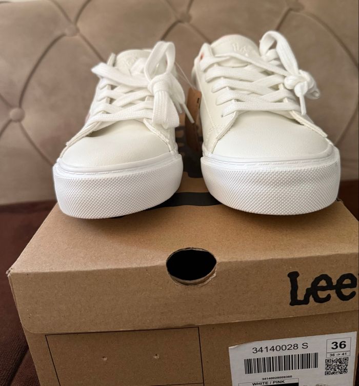 Baskets blanches, neuves Lee. Pointure 36 - photo numéro 6