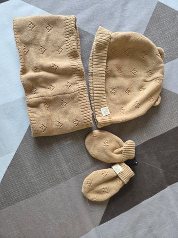 Gants,  bonnet