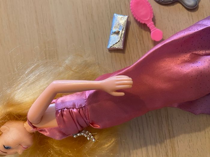 Poupée Disney Gisele enchanted il était une fois princesse 2007 Simba toys - photo numéro 3