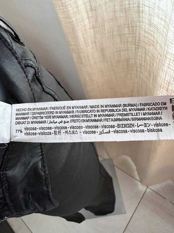 Pantalon noir - photo numéro 8