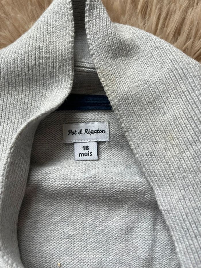 Gilet gris - photo numéro 3