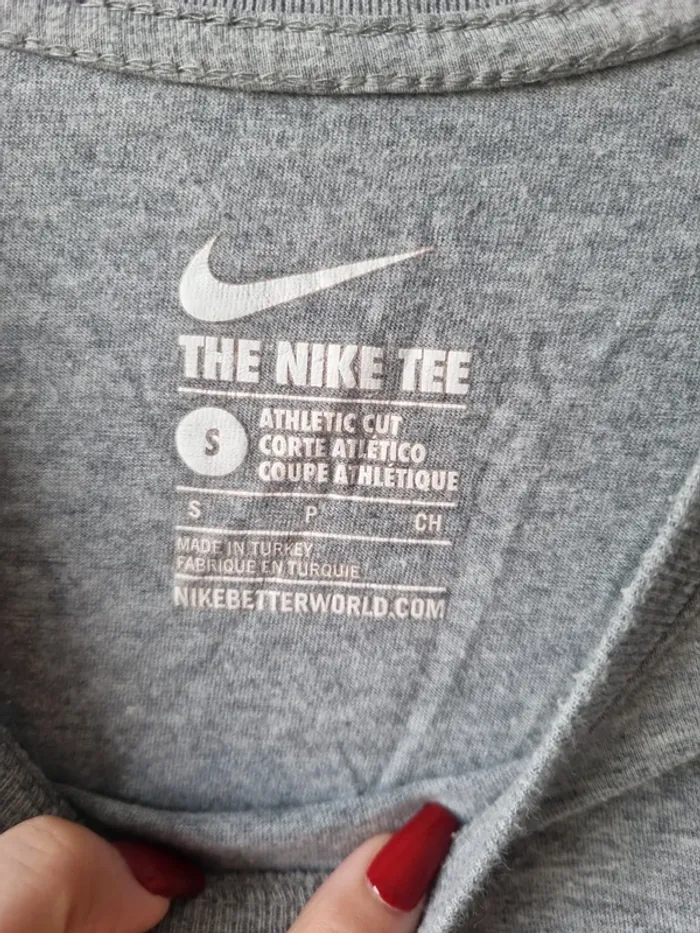 T shirt nike gris - photo numéro 4