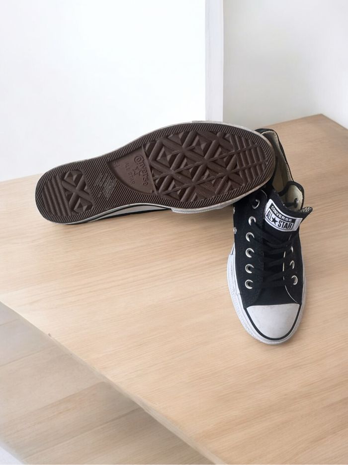 Converse noir - photo numéro 2
