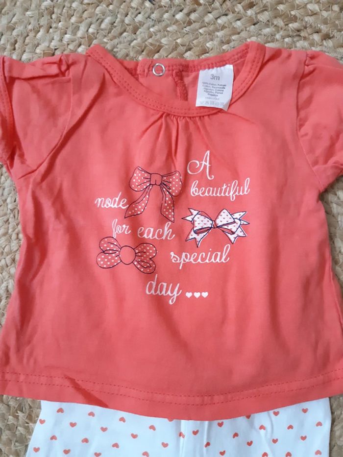 Ensemble tee-shirt et pantalons 3 mois - photo numéro 2