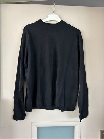 Pull noir