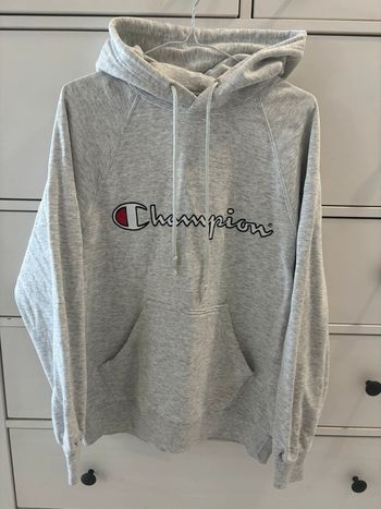 Sweat champion à capuche