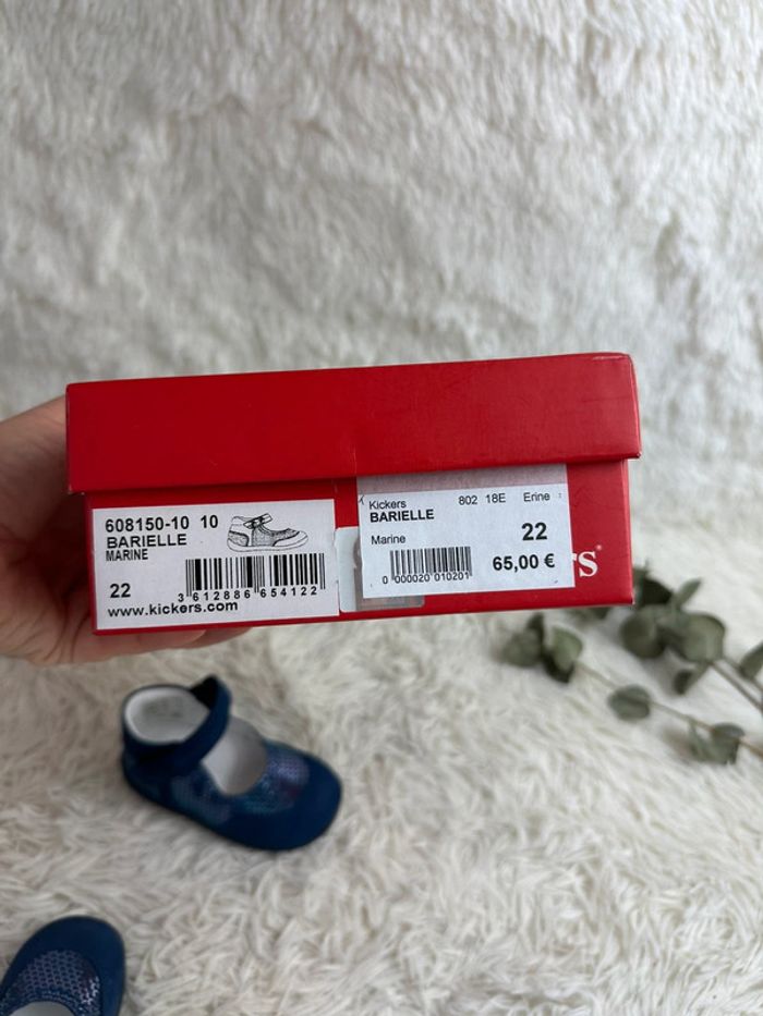 Paire de babies Kickers taille 22 - photo numéro 6