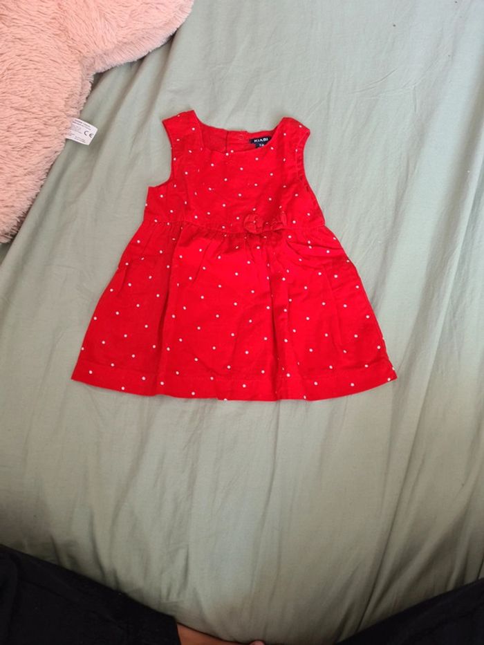 Robe rouge d'été