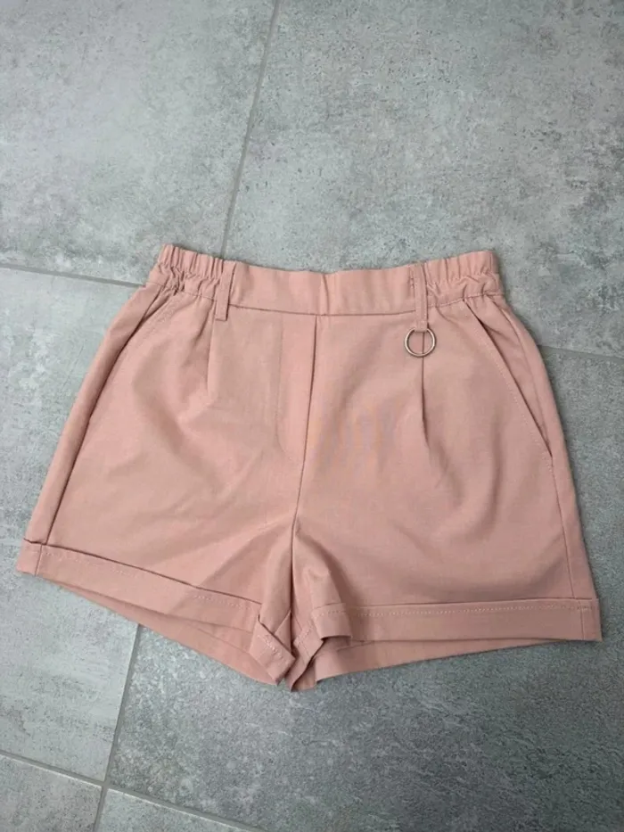 Short femme Berska rose taille S parfait état