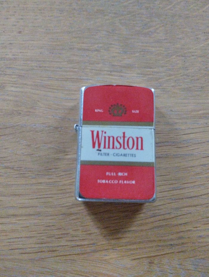 Briquet Winston