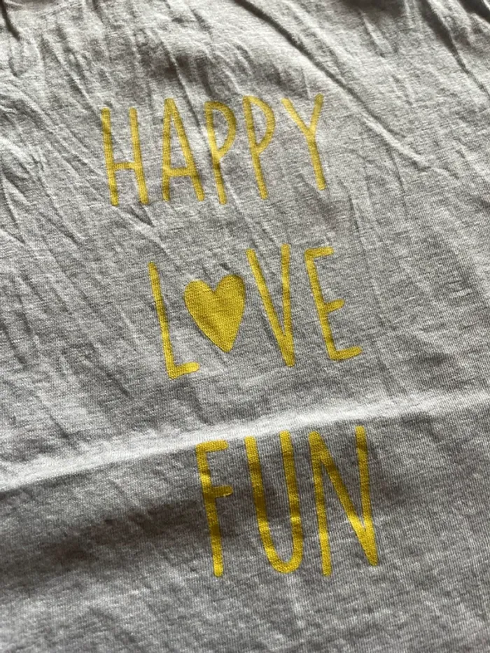Lot t shirts fille 10 ans - photo numéro 6