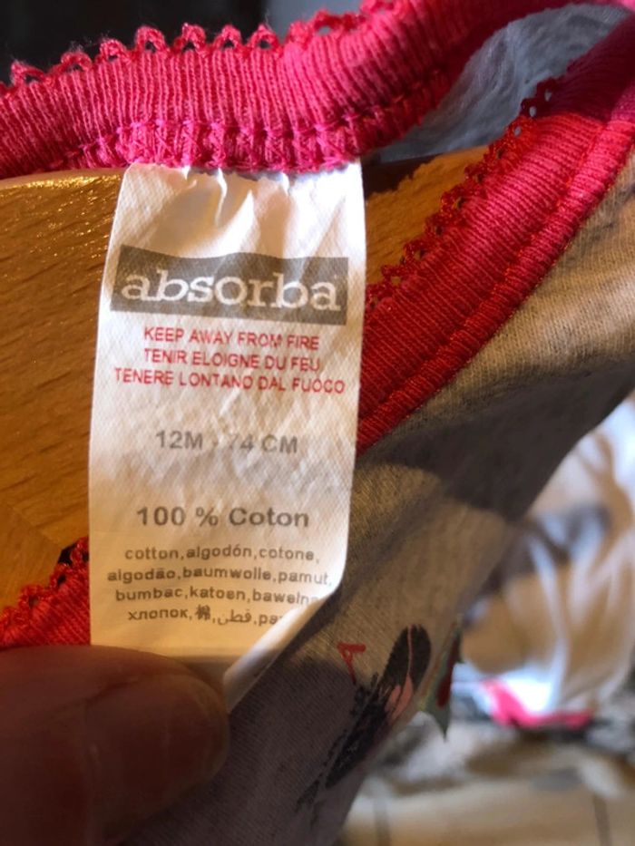 2 bodys absorba 12m 74cm - photo numéro 3