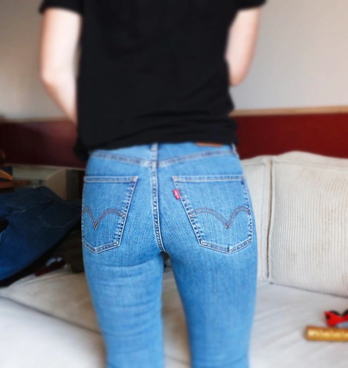 Jean Levi’s mile high super skinny 26 fermetures
