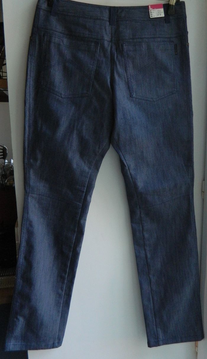 Pantalon T L "Decathlon" neuf - photo numéro 2