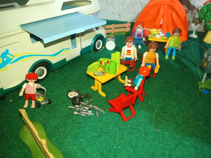 Camping playmobil avec camping car - photo numéro 5