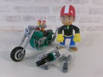 Moto Manny et ses outils