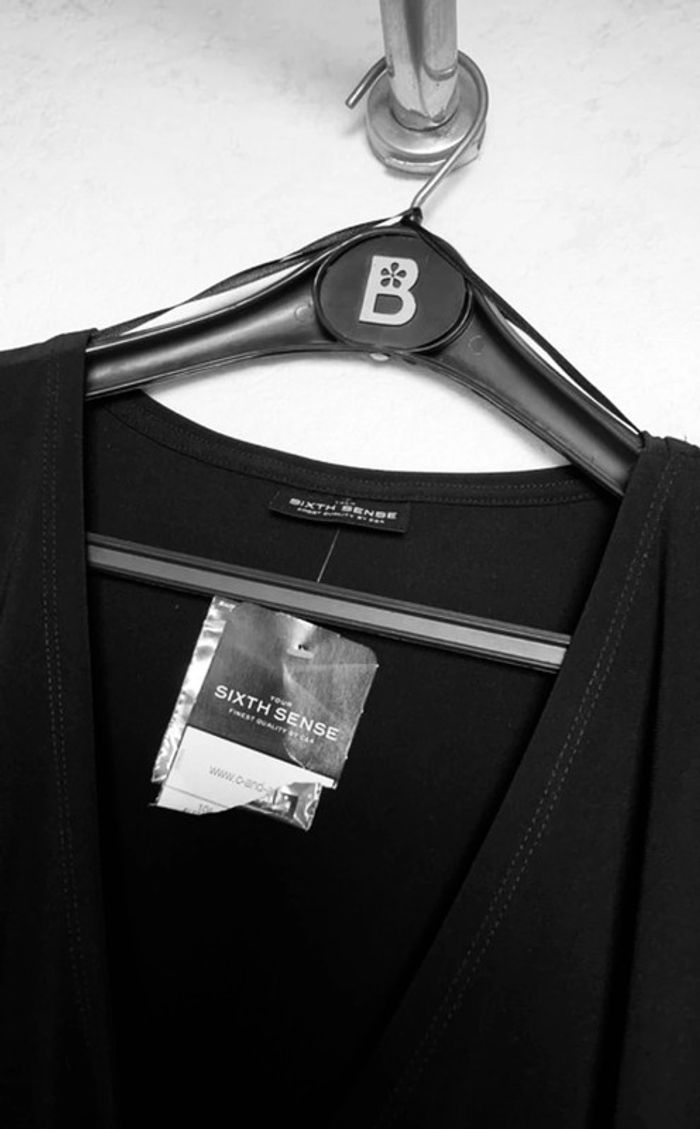 Robe Noire T46 Sixth Sense C&A - photo numéro 3
