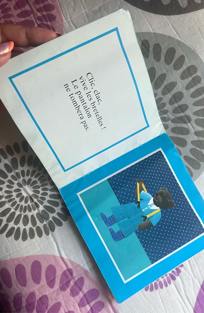 Livre Petit Ours Brun s’habille - photo numéro 4