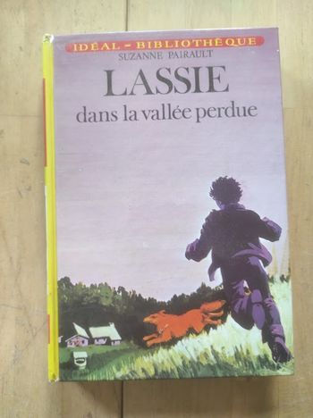 Lassie dans la vallée perdue Suzanne Pairault Hachette Idéal-Bibliothèque 1974