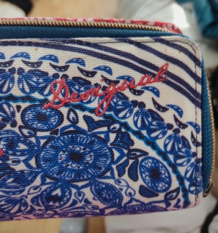 Porte monnaie Desigual