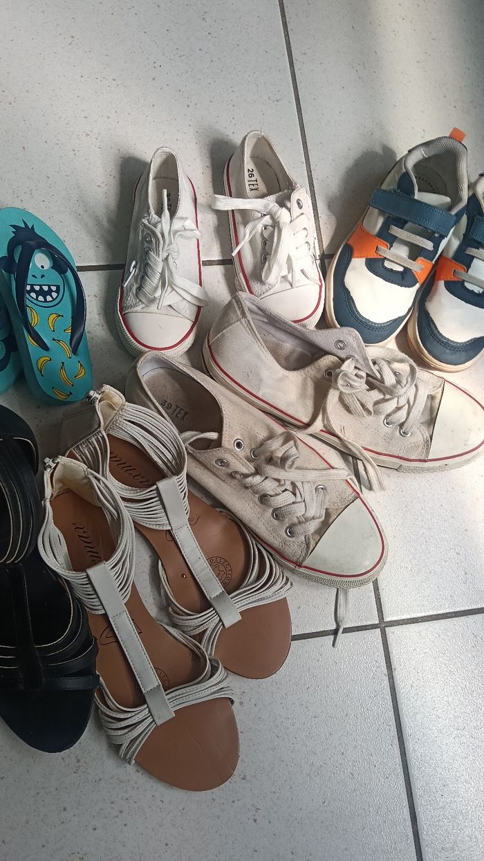 Lor de chaussures femme/garcons - photo numéro 4