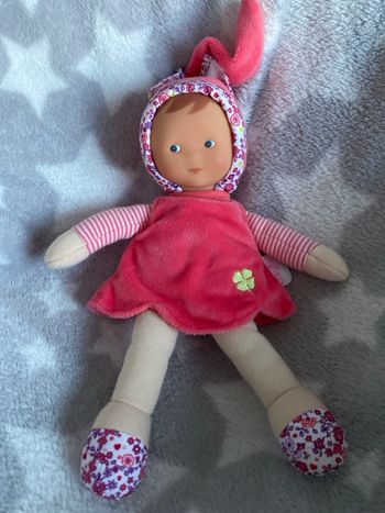 Doudou poupée corolle 