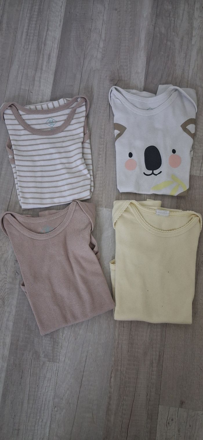 Bodies manche courte