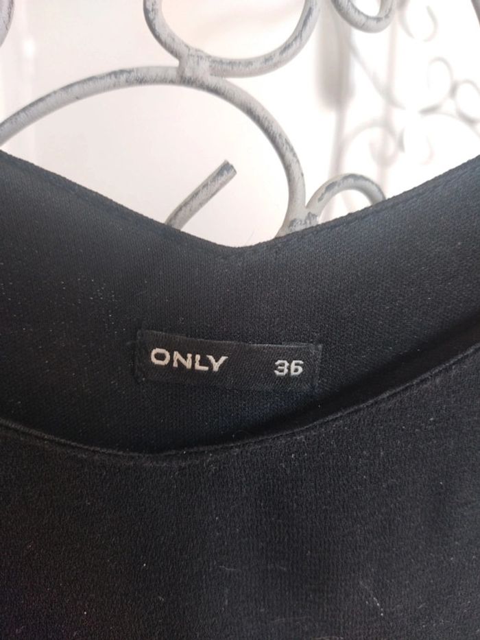 Jolie petite robe noire Only T36 - photo numéro 4