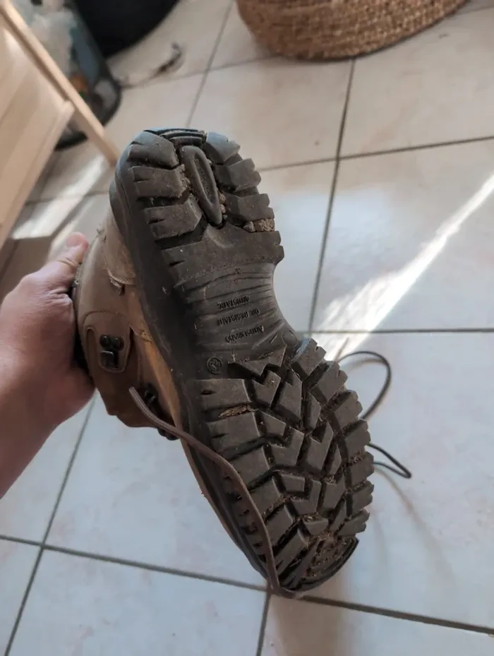Chaussures de sécurité homme montante - photo numéro 5