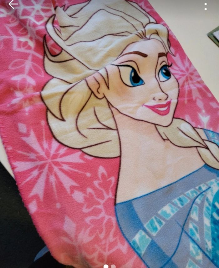 Couverture fille la reine des neiges