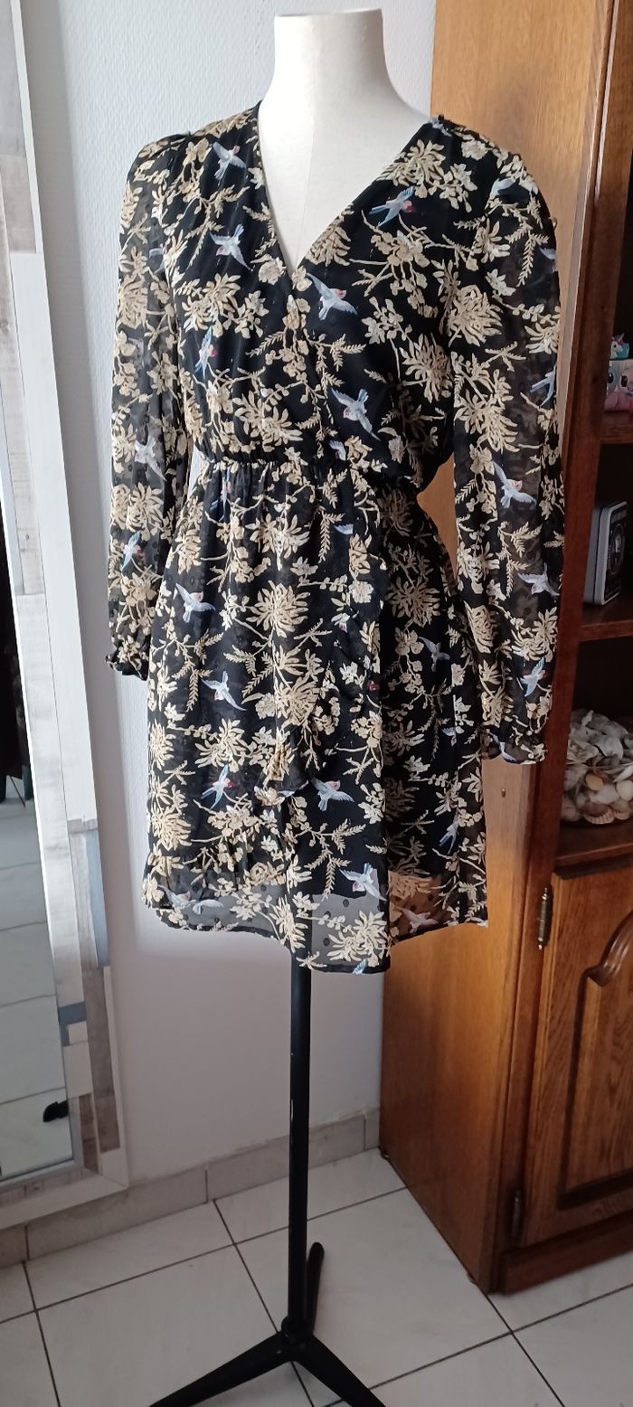 Très jolie robe femme T M/L