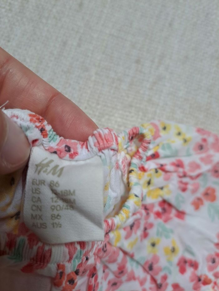 Blouse fleurie H&M 86 - photo numéro 4