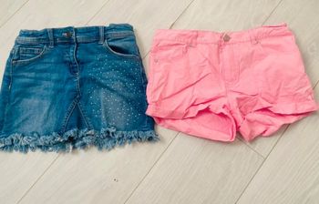 Lot jupe et short 12 ans la Halle -tex