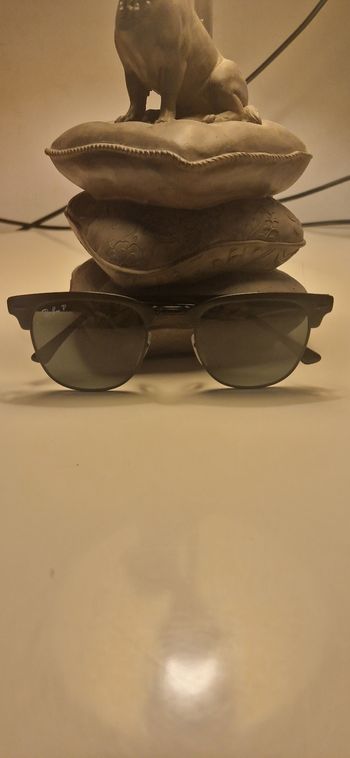 Ray ban