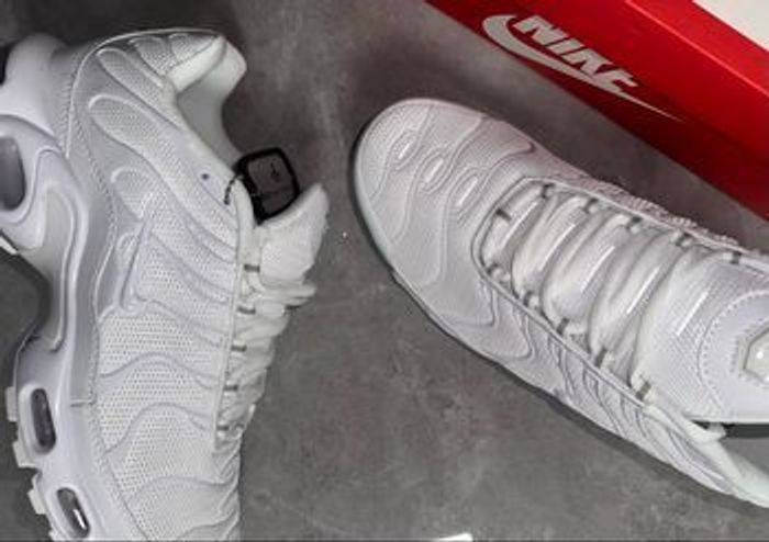 NIKE TN Blanc 36 - photo numéro 4