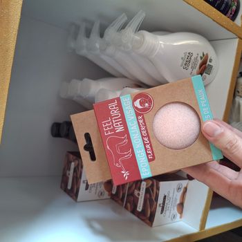 Éponge Konjac visage à la fleur de cerisier - 100% naturelle - Feel Natural